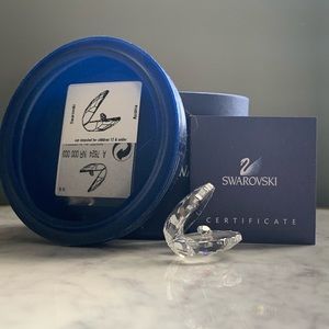 Retired Swarovski Crystal Clam w/Crystal Pearl ✨